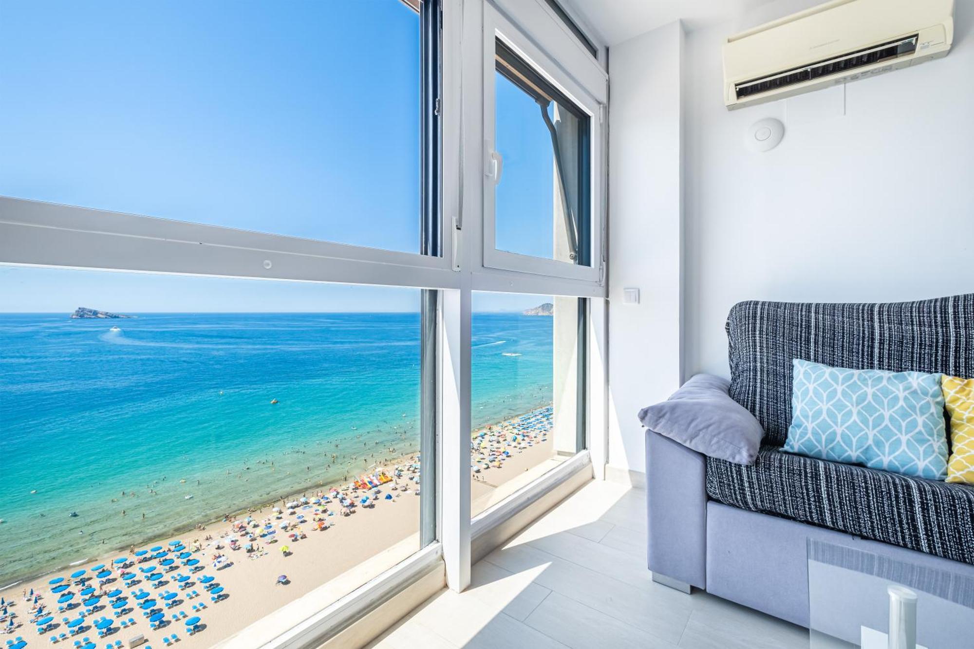 Santa Margarita Deluxe 14-C Levante Beach بينايدورم المظهر الخارجي الصورة