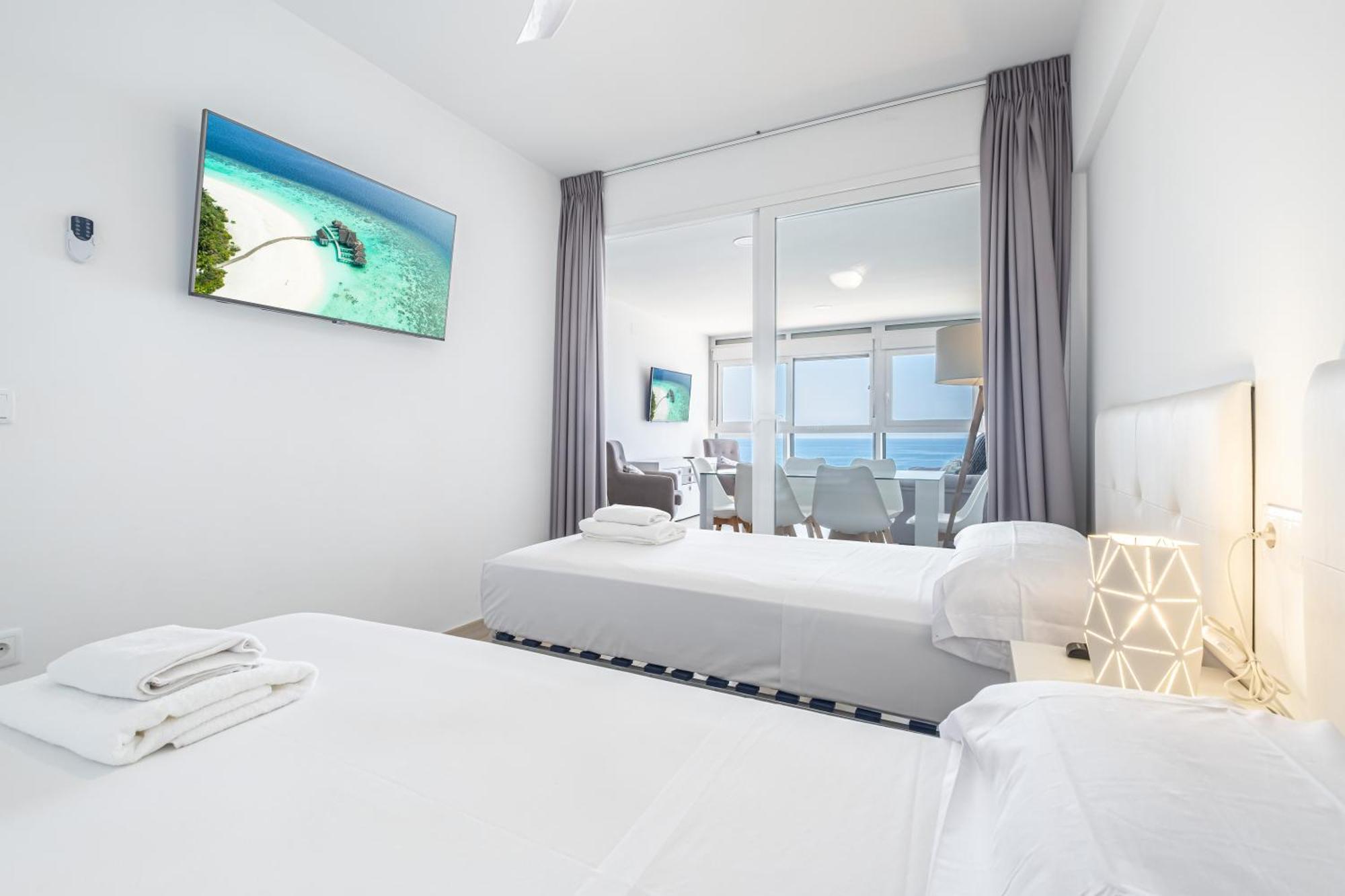 Santa Margarita Deluxe 14-C Levante Beach بينايدورم المظهر الخارجي الصورة