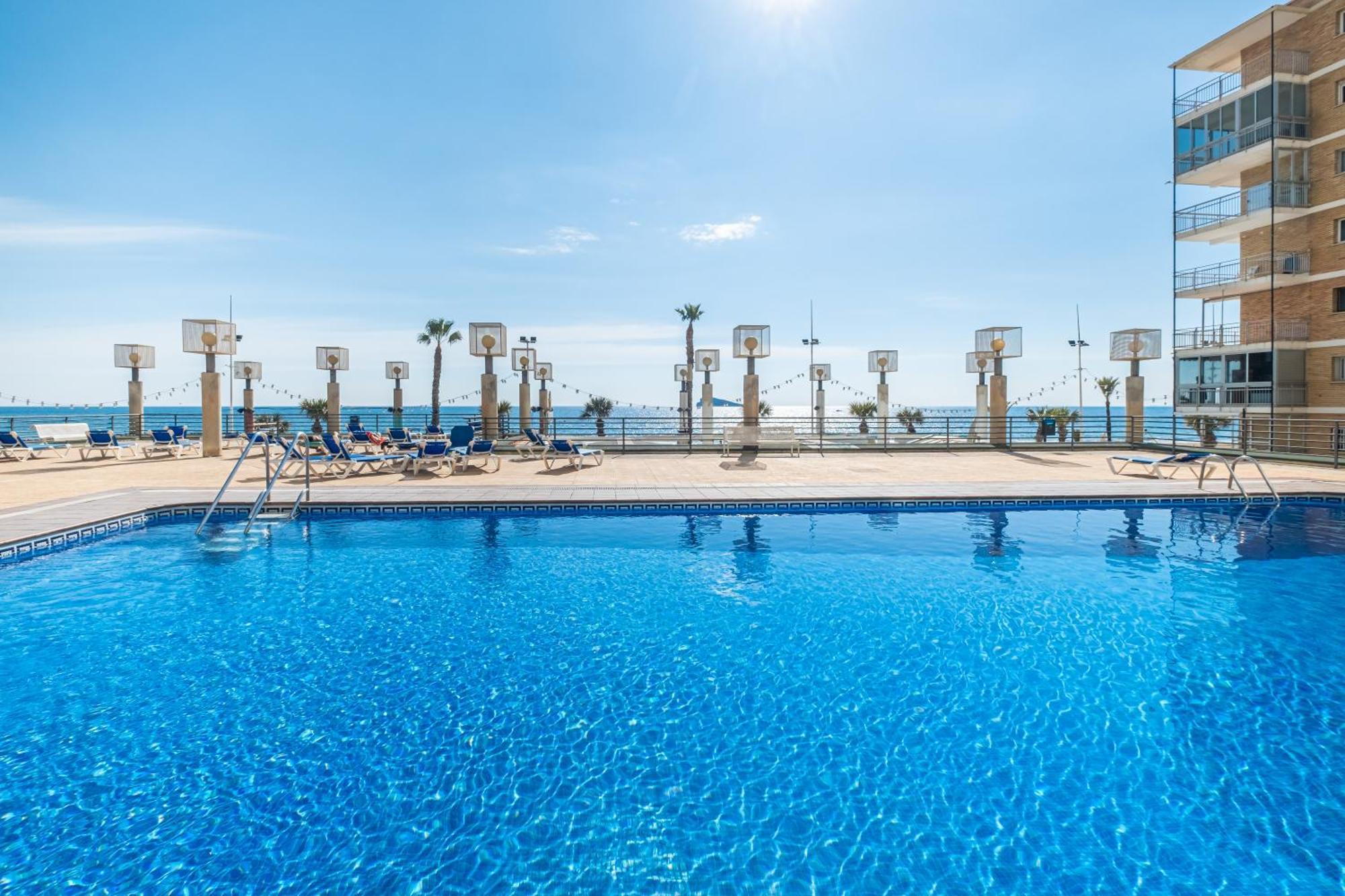 Santa Margarita Deluxe 14-C Levante Beach بينايدورم المظهر الخارجي الصورة